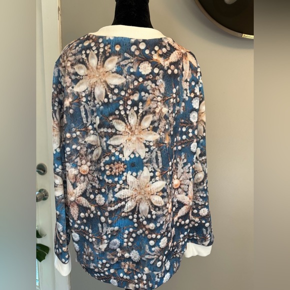 UGLY CHRISTMAS SWEATER Pointsetta Blue and Cream Women's Cardigan - Picture 2 of 5